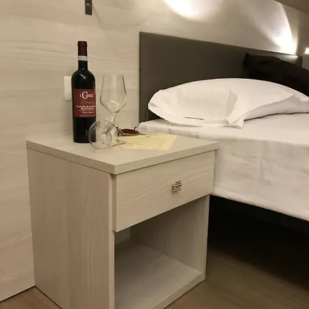 酒店 多加纳酒店 3*